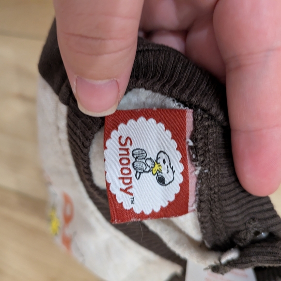 Vintage Y2K Snoopy Baby Sweatshirt - Picture 5 of 6